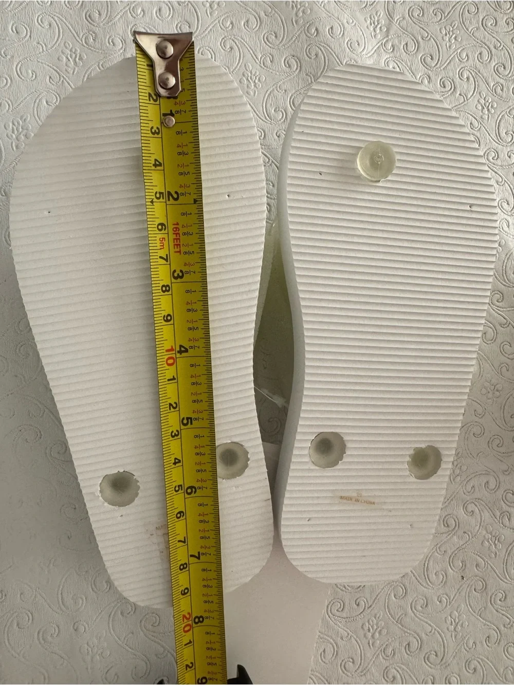 D&G Junior White Flip Flops with Pale Yellow Foam Strap